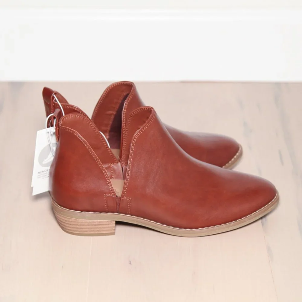 Universal Threads Vegan Leather Booties Size 7.5 NWT - Picture 2 of 12
